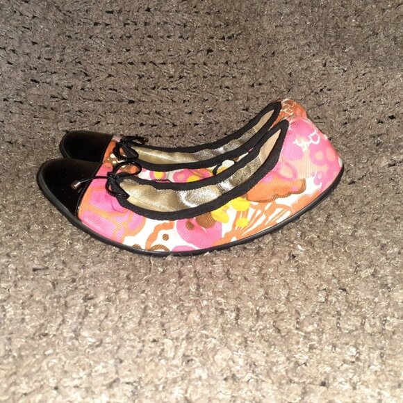 JIMMY CHOO-Wallach-Floral Pattern Ballet-Black Patent Cap Toe-Sz 37-Excellent - Picture 2 of 8